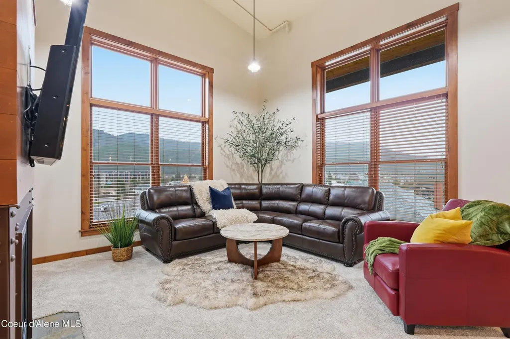 834 Mckinley Avenue Kellogg ID 83837