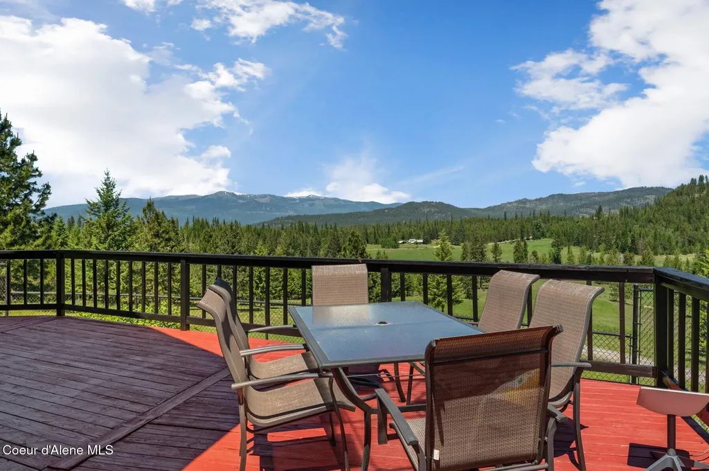 2902 Jewel Lake Lots 3&4 Road Sagle ID 83860
