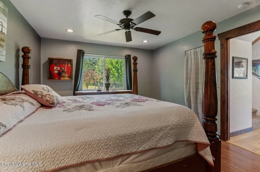 2902 Jewel Lake Lots 3&4 Road Sagle ID 83860