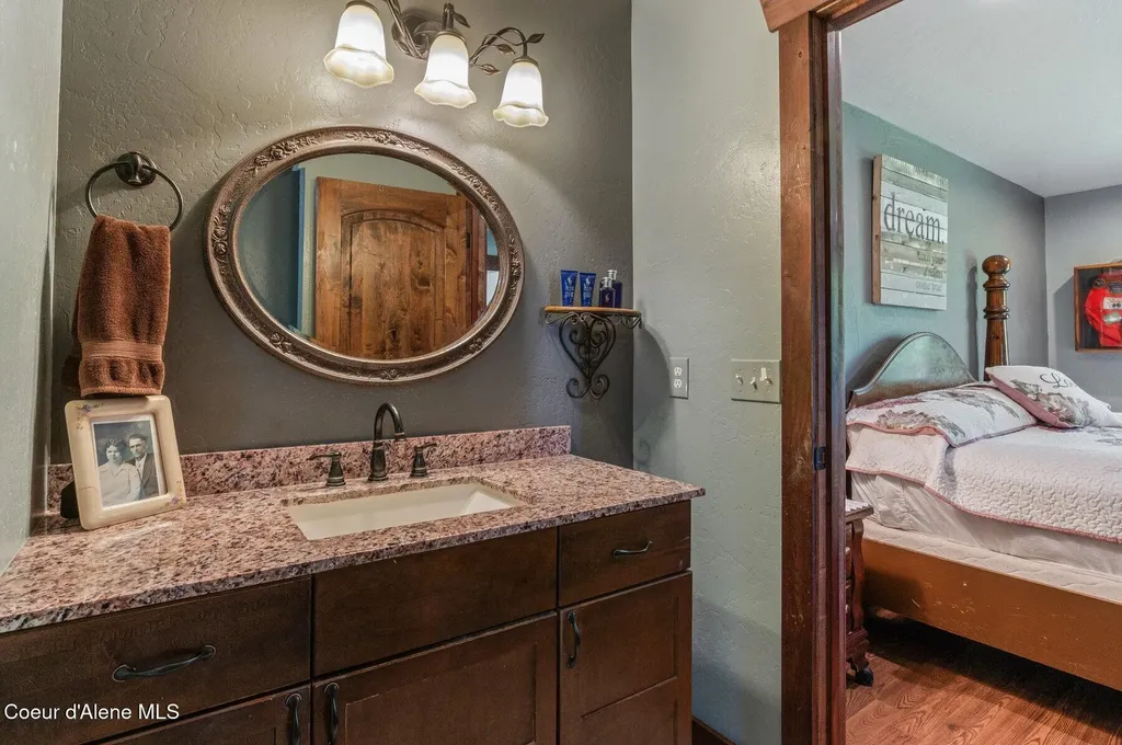 2902 Jewel Lake Lots 3&4 Road Sagle ID 83860