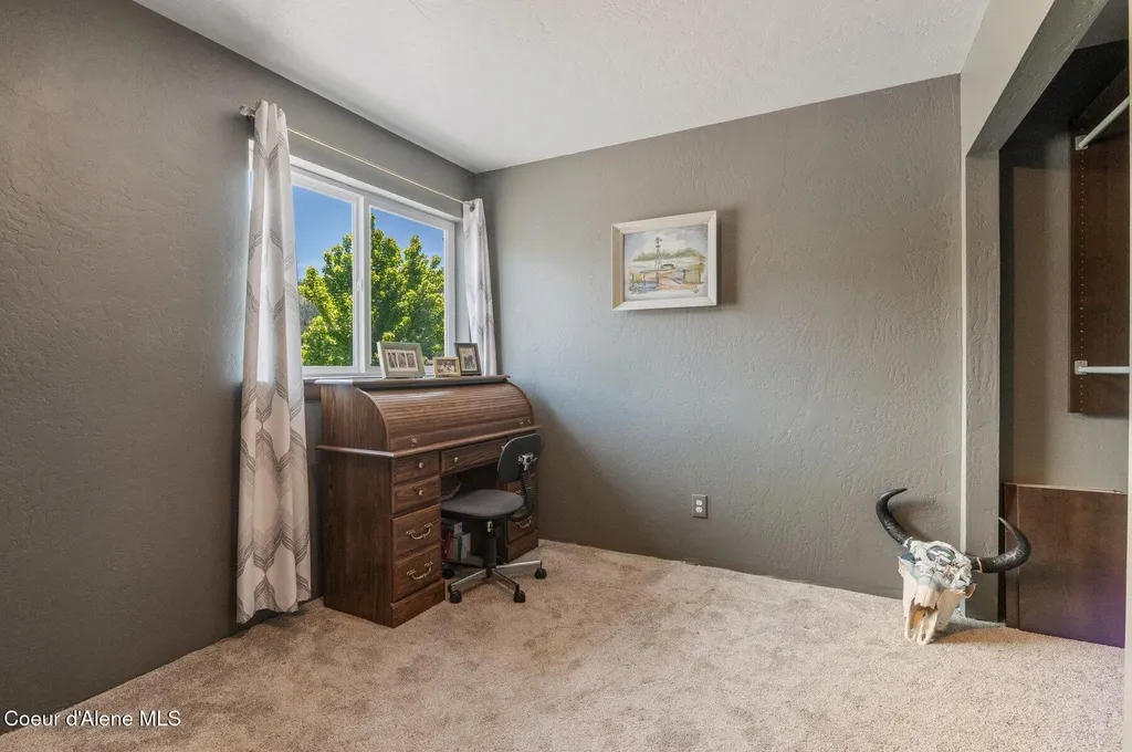 2902 Jewel Lake Lots 3&4 Road Sagle ID 83860