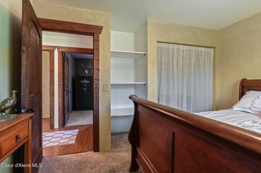 2902 Jewel Lake Lots 3&4 Road Sagle ID 83860
