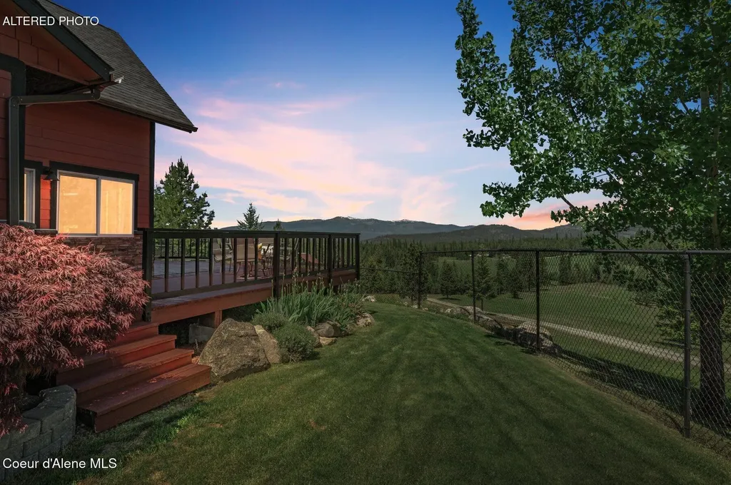 2902 Jewel Lake Lots 3&4 Road Sagle ID 83860