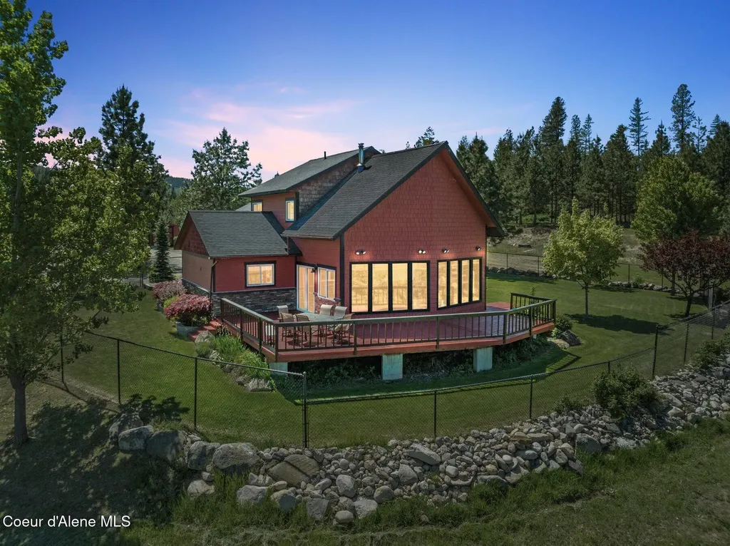 2902 Jewel Lake Lots 3&4 Road Sagle ID 83860