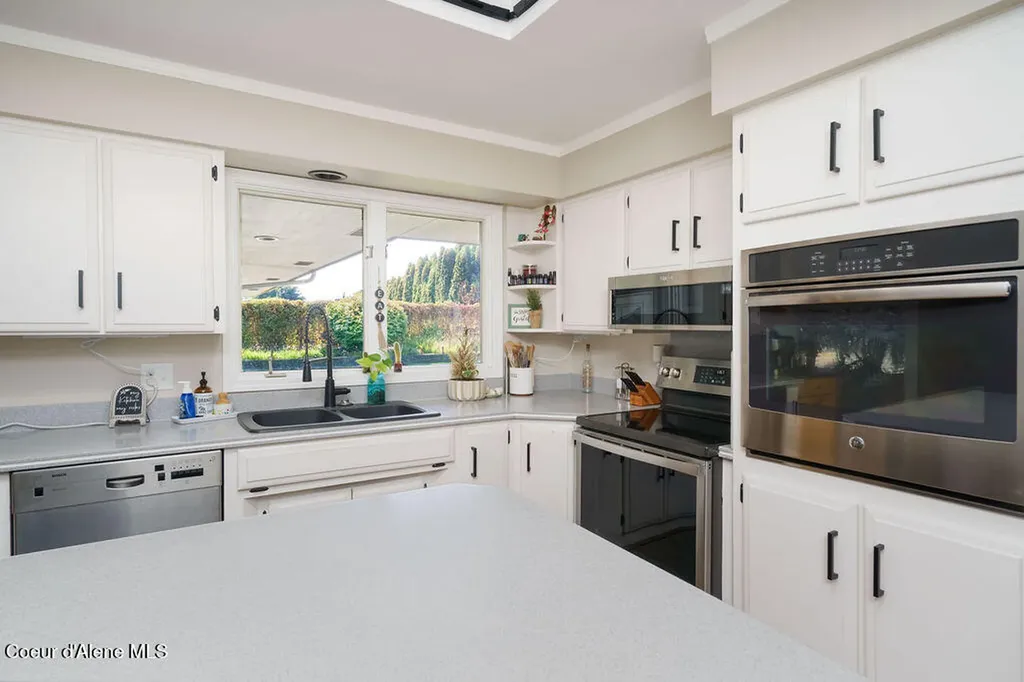 1772 E Hanley Avenue Dalton Gardens ID 83815