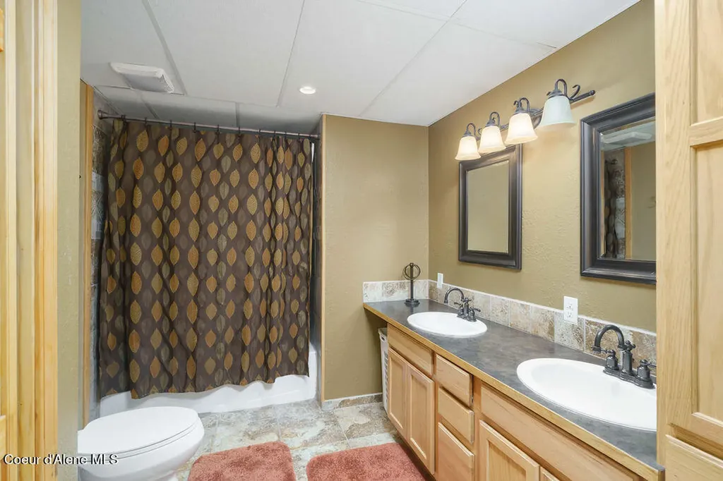 1772 E Hanley Avenue Dalton Gardens ID 83815