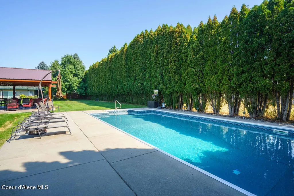 1772 E Hanley Avenue Dalton Gardens ID 83815