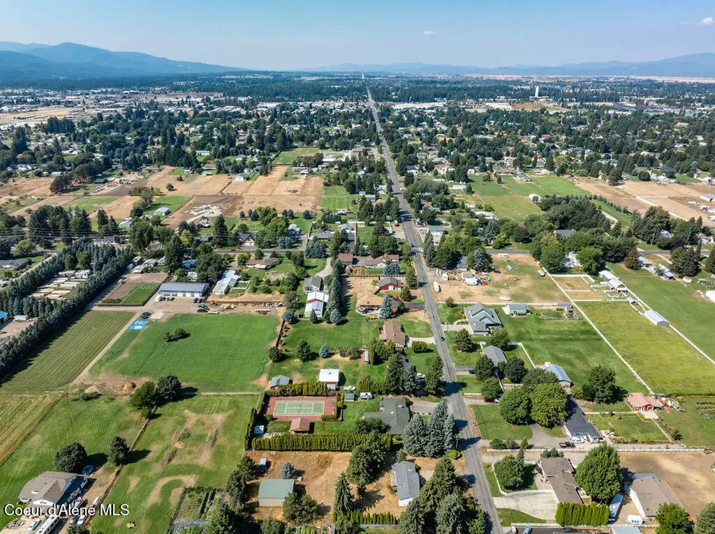 1772 E Hanley Avenue Dalton Gardens ID 83815