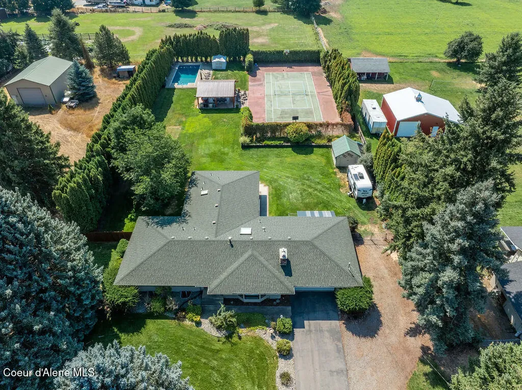 1772 E Hanley Avenue Dalton Gardens ID 83815