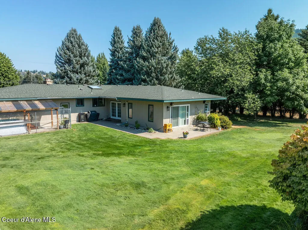 1772 E Hanley Avenue Dalton Gardens ID 83815