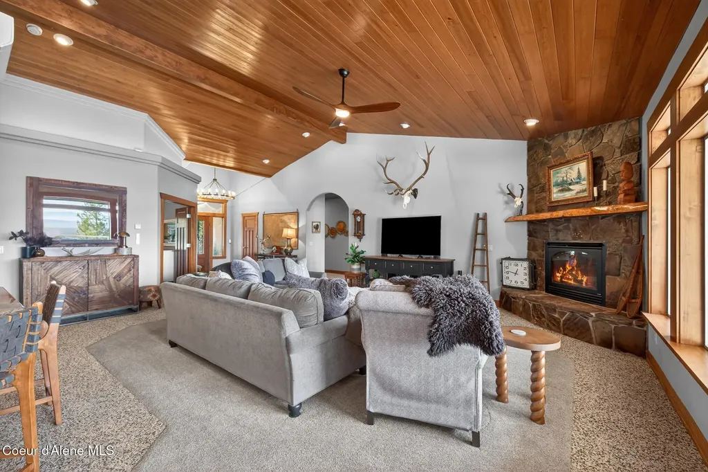 24079 N Mckenzie Drive Rathdrum ID 83858