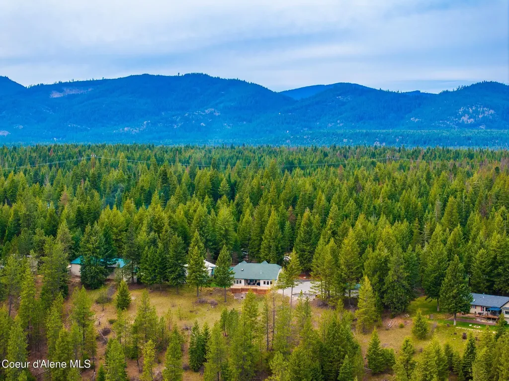 24079 N Mckenzie Drive Rathdrum ID 83858