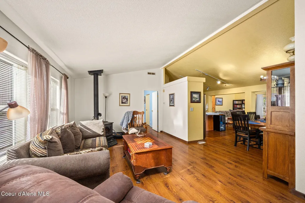 8507 E Son Shine Way Athol ID 83801