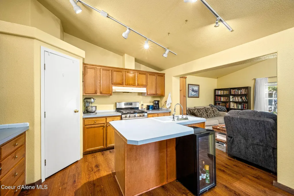 8507 E Son Shine Way Athol ID 83801