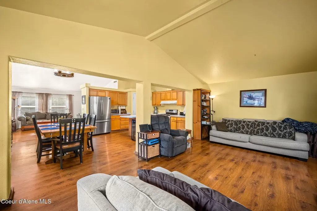 8507 E Son Shine Way Athol ID 83801