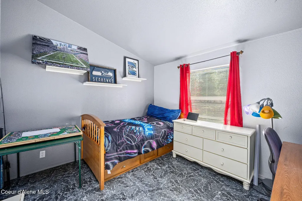 8507 E Son Shine Way Athol ID 83801