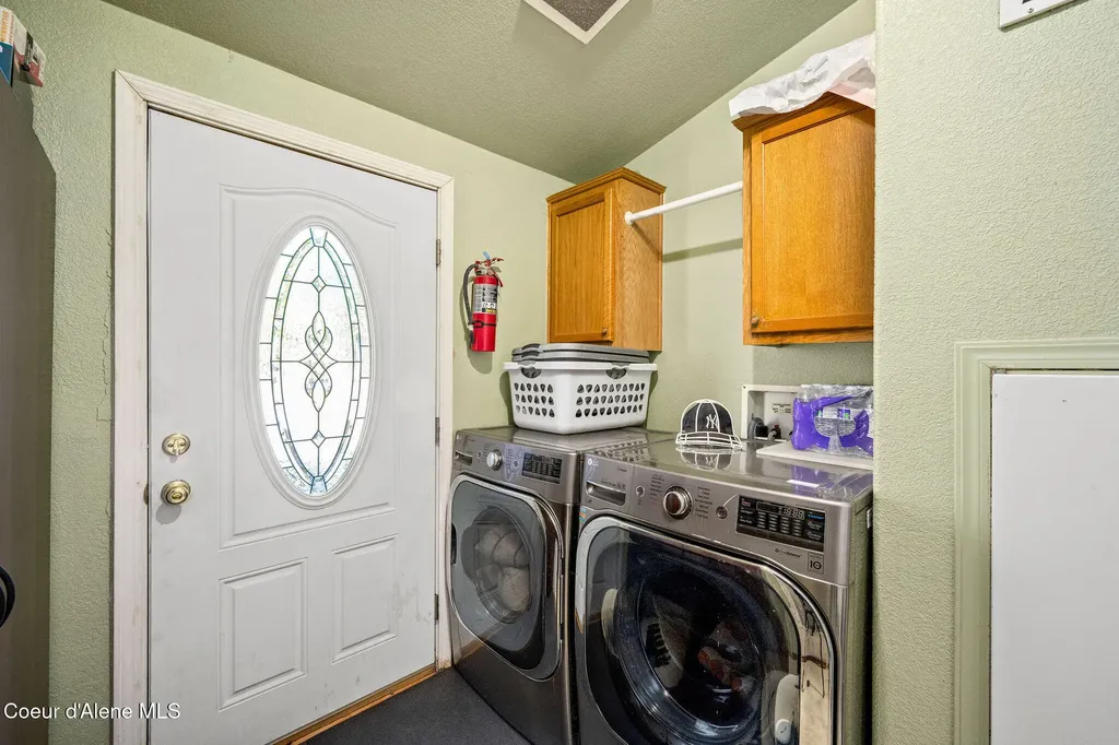 8507 E Son Shine Way Athol ID 83801