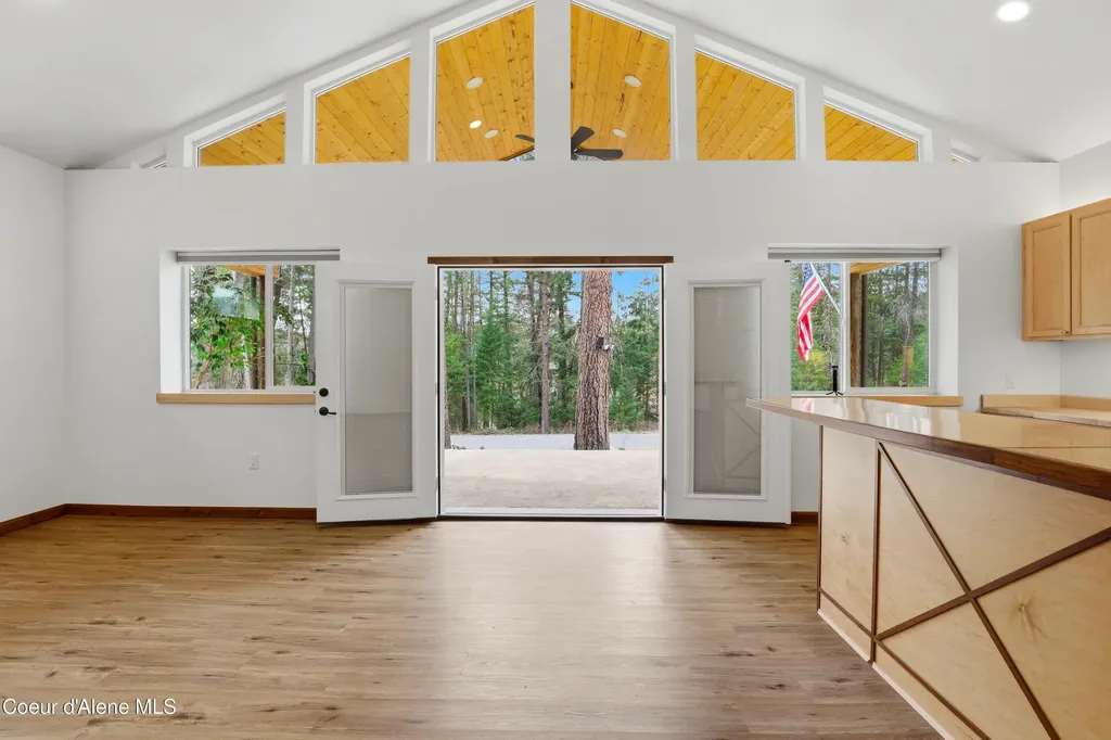 253 Hanaford Road Blanchard ID 83804