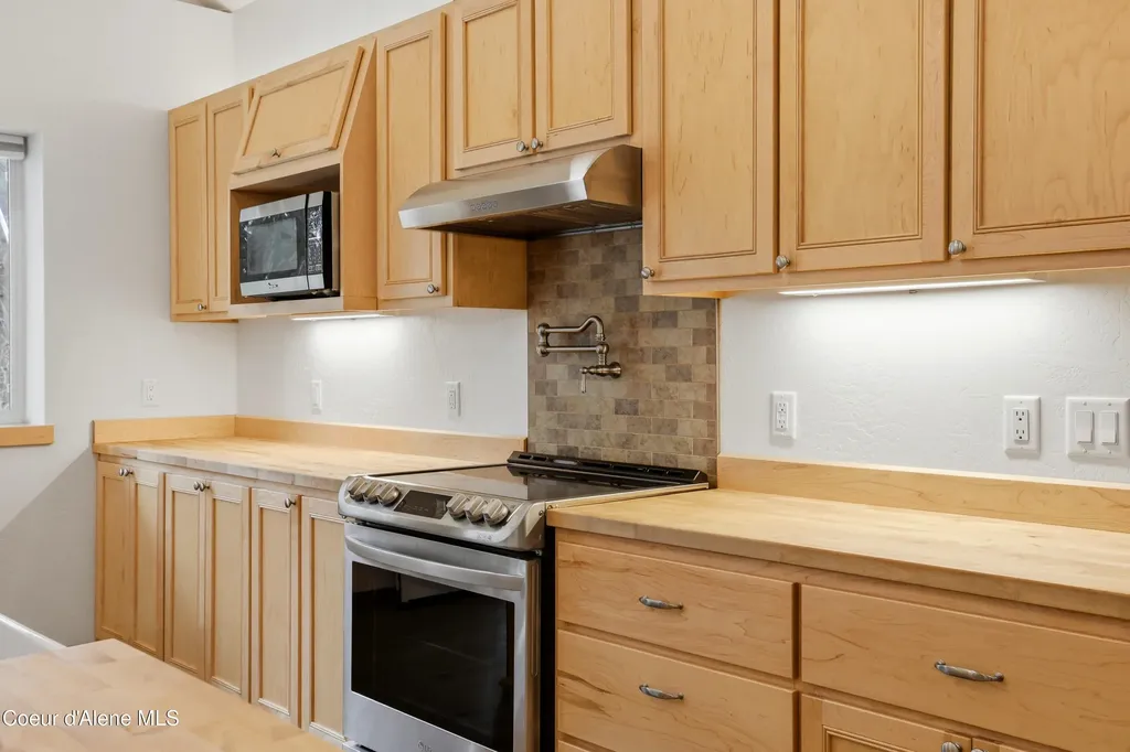 253 Hanaford Road Blanchard ID 83804