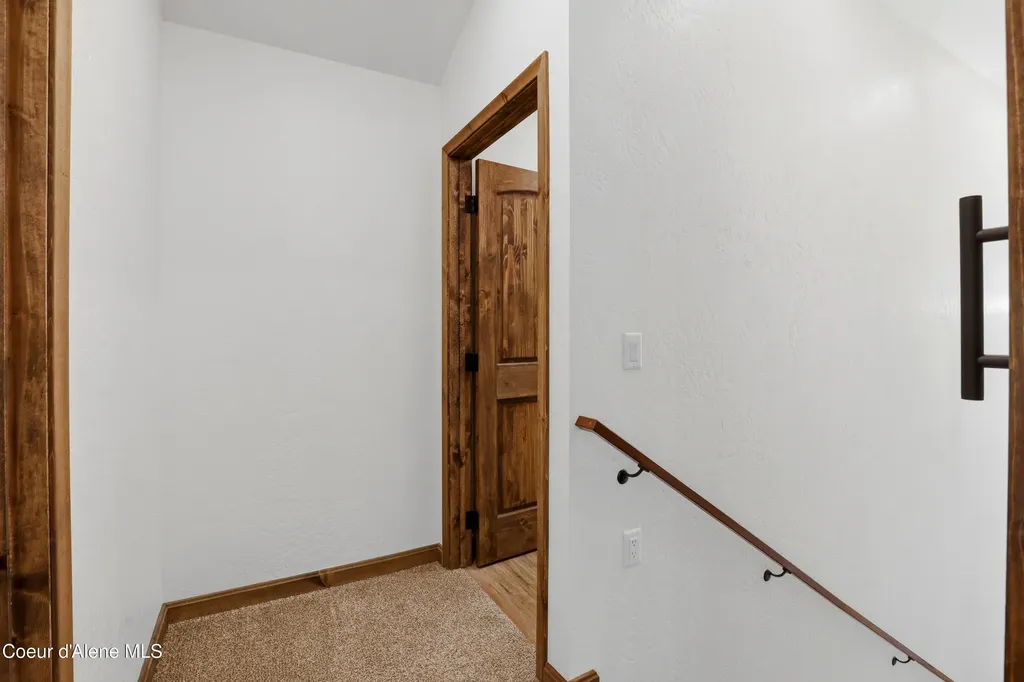 253 Hanaford Road Blanchard ID 83804
