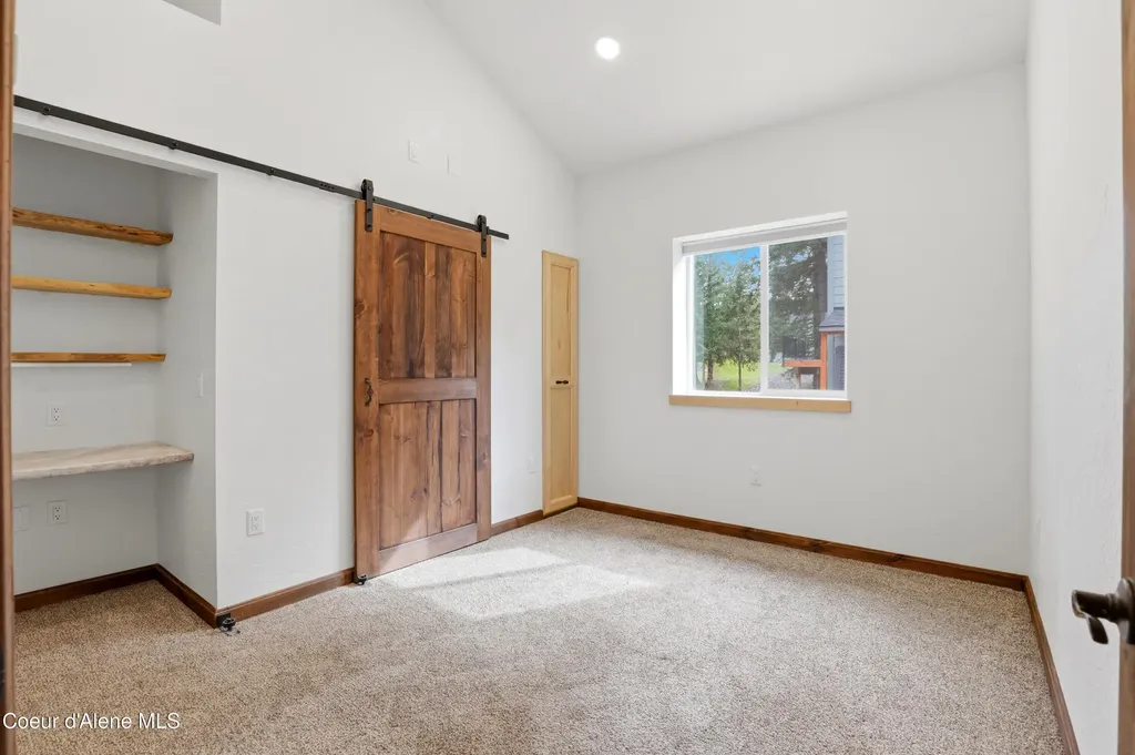 253 Hanaford Road Blanchard ID 83804