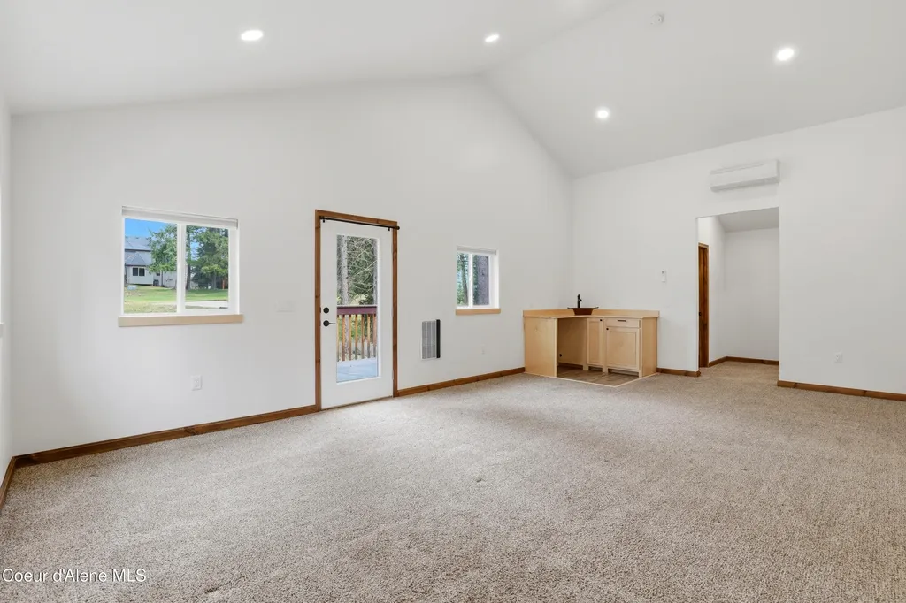 253 Hanaford Road Blanchard ID 83804
