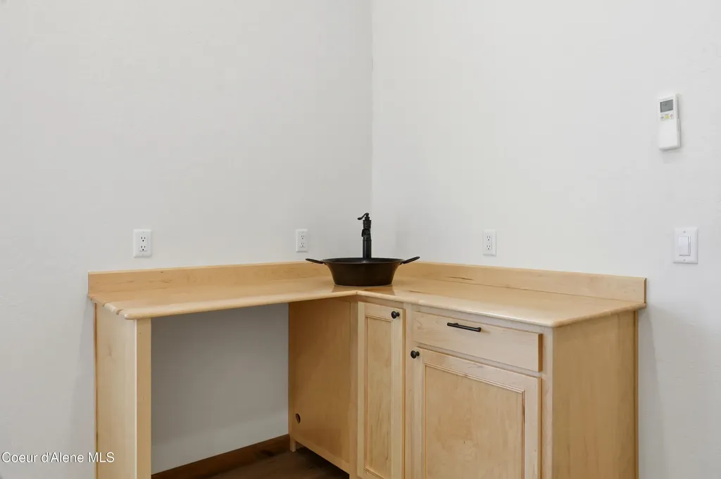 253 Hanaford Road Blanchard ID 83804