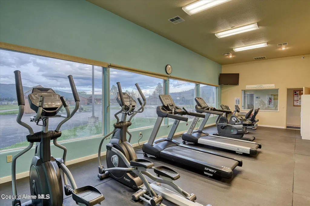 253 Hanaford Road Blanchard ID 83804