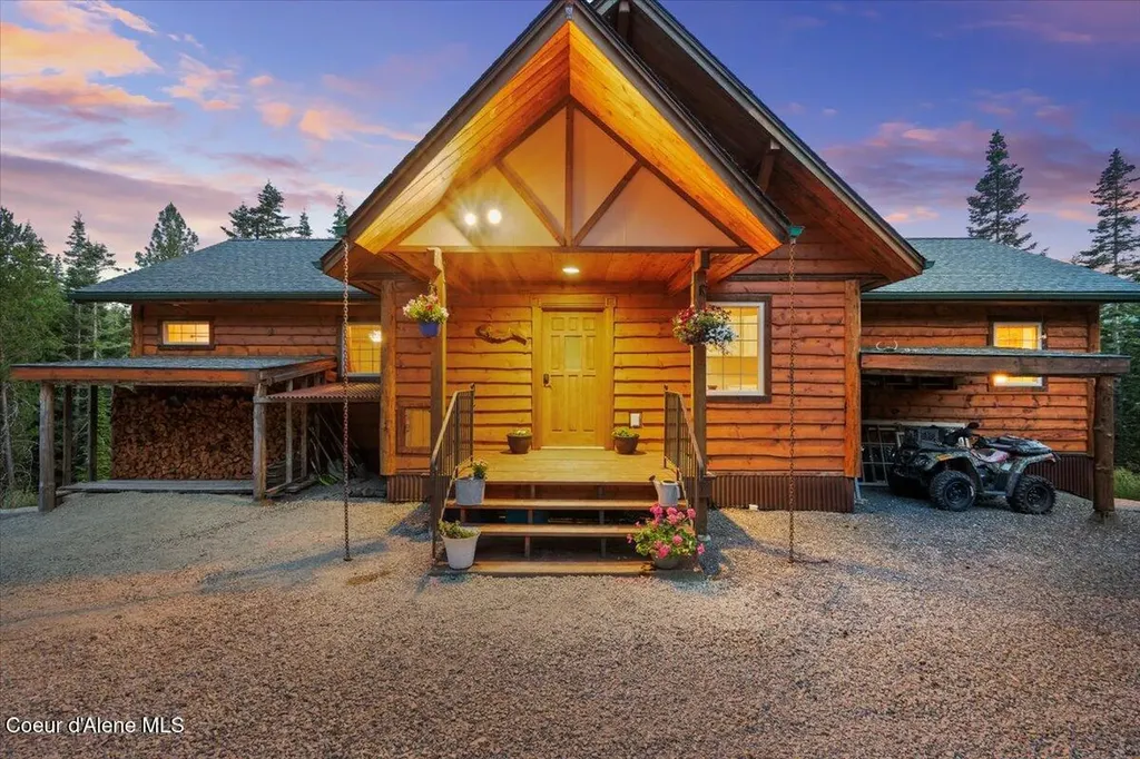21807 E Doyle Road Cataldo ID 83810