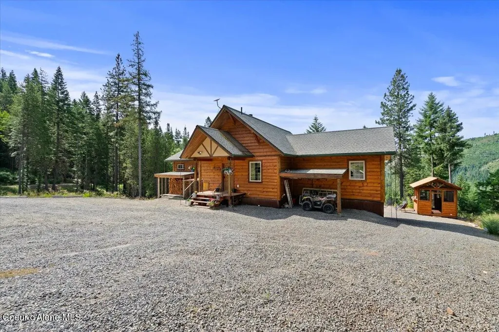 21807 E Doyle Road Cataldo ID 83810