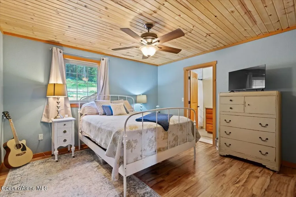 21807 E Doyle Road Cataldo ID 83810