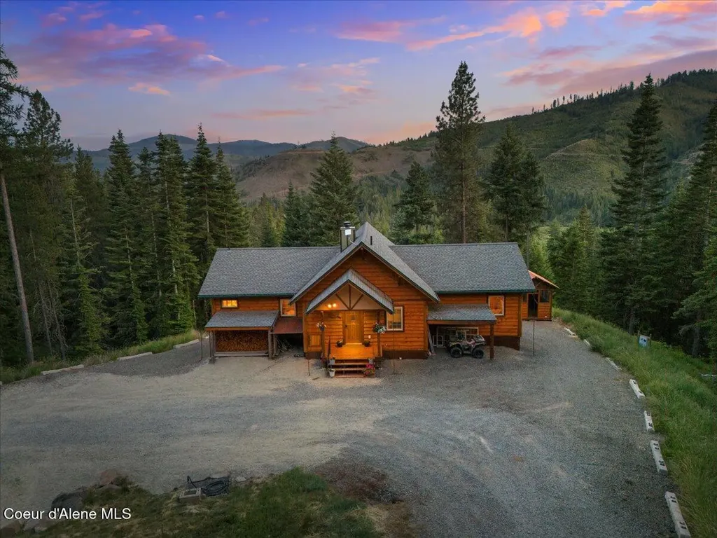 21807 E Doyle Road Cataldo ID 83810