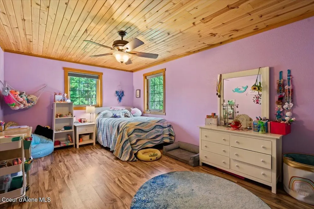 21807 E Doyle Road Cataldo ID 83810