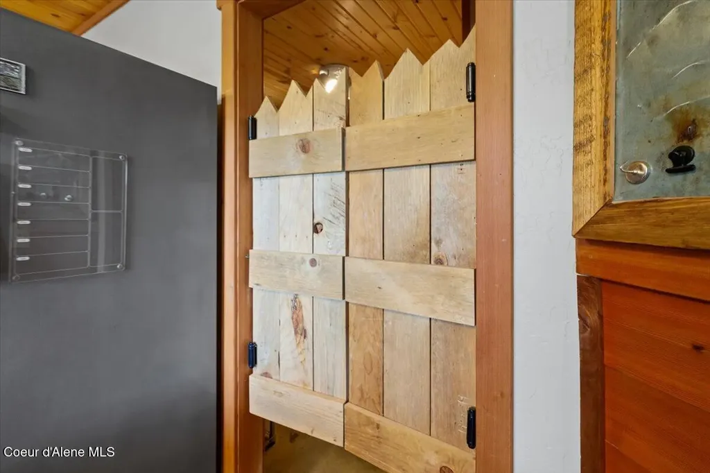 21807 E Doyle Road Cataldo ID 83810