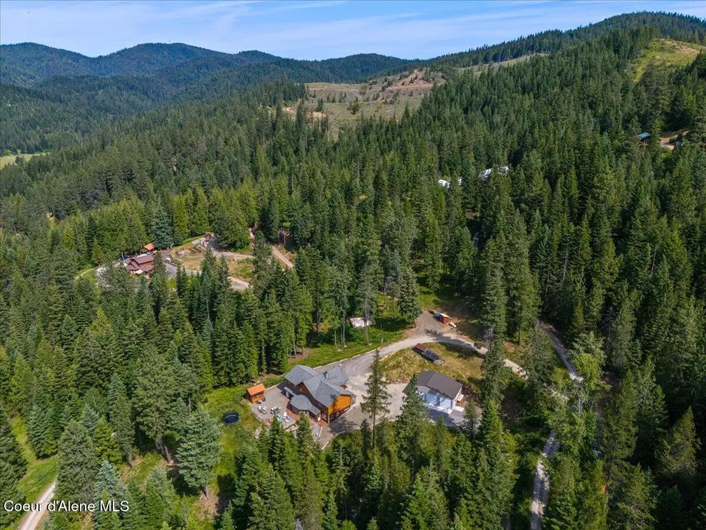 21807 E Doyle Road Cataldo ID 83810