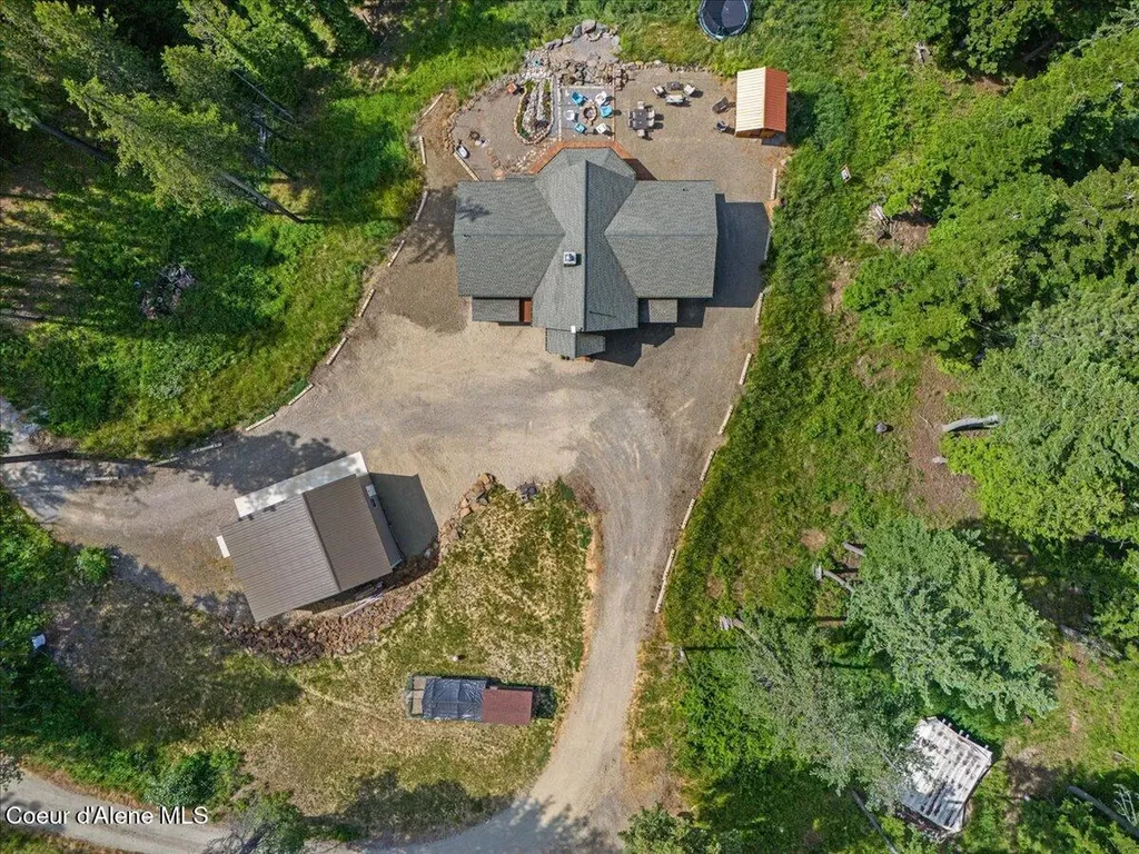 21807 E Doyle Road Cataldo ID 83810