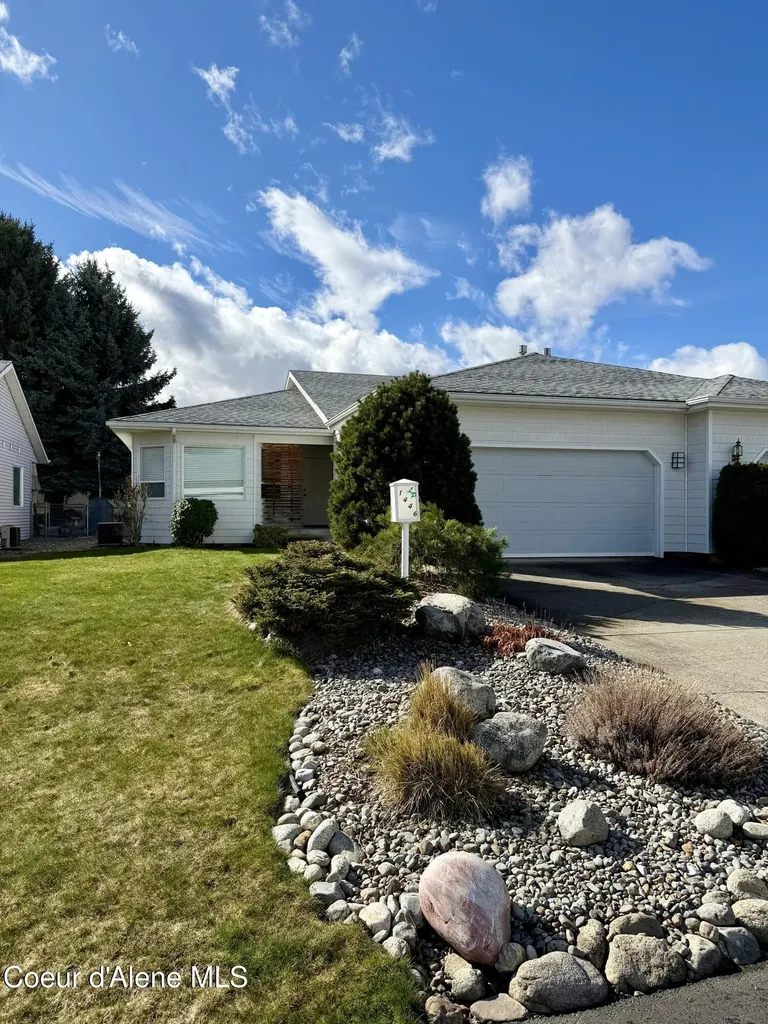 1446 W Woodlawn Drive Hayden ID 83835