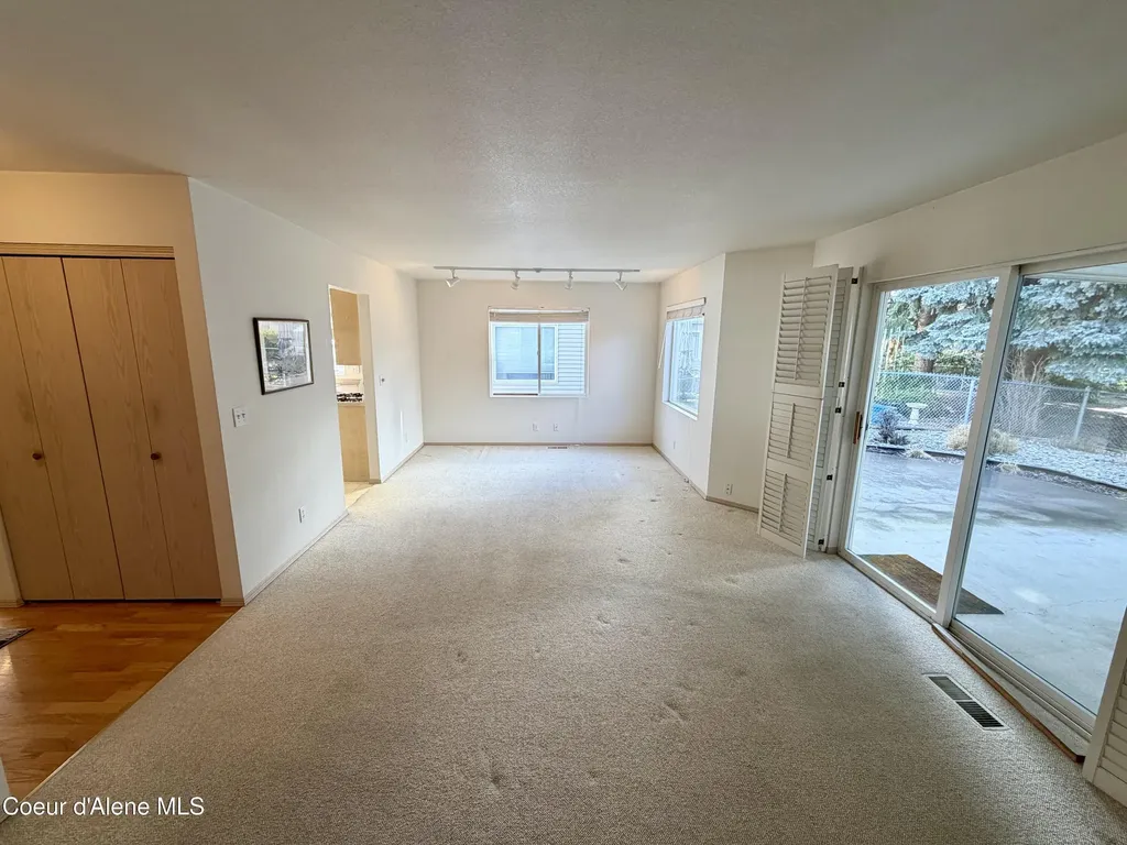 1446 W Woodlawn Drive Hayden ID 83835