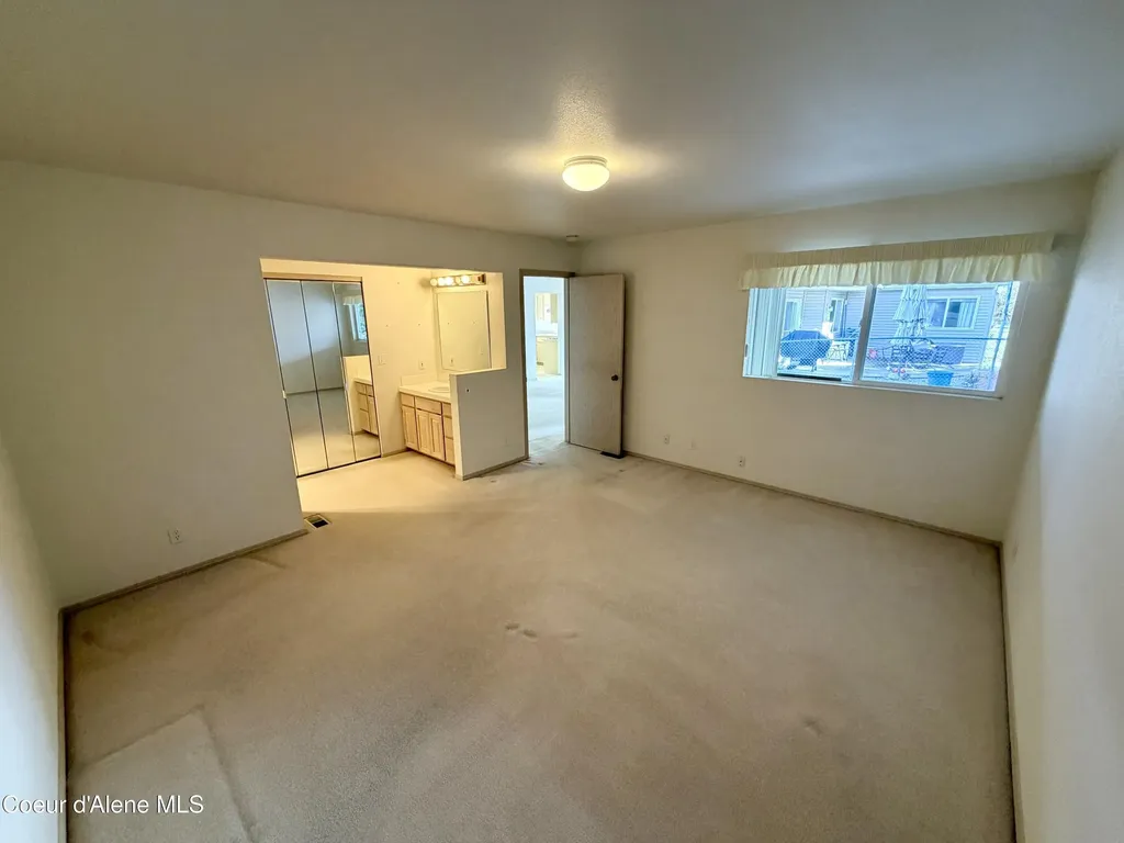 1446 W Woodlawn Drive Hayden ID 83835
