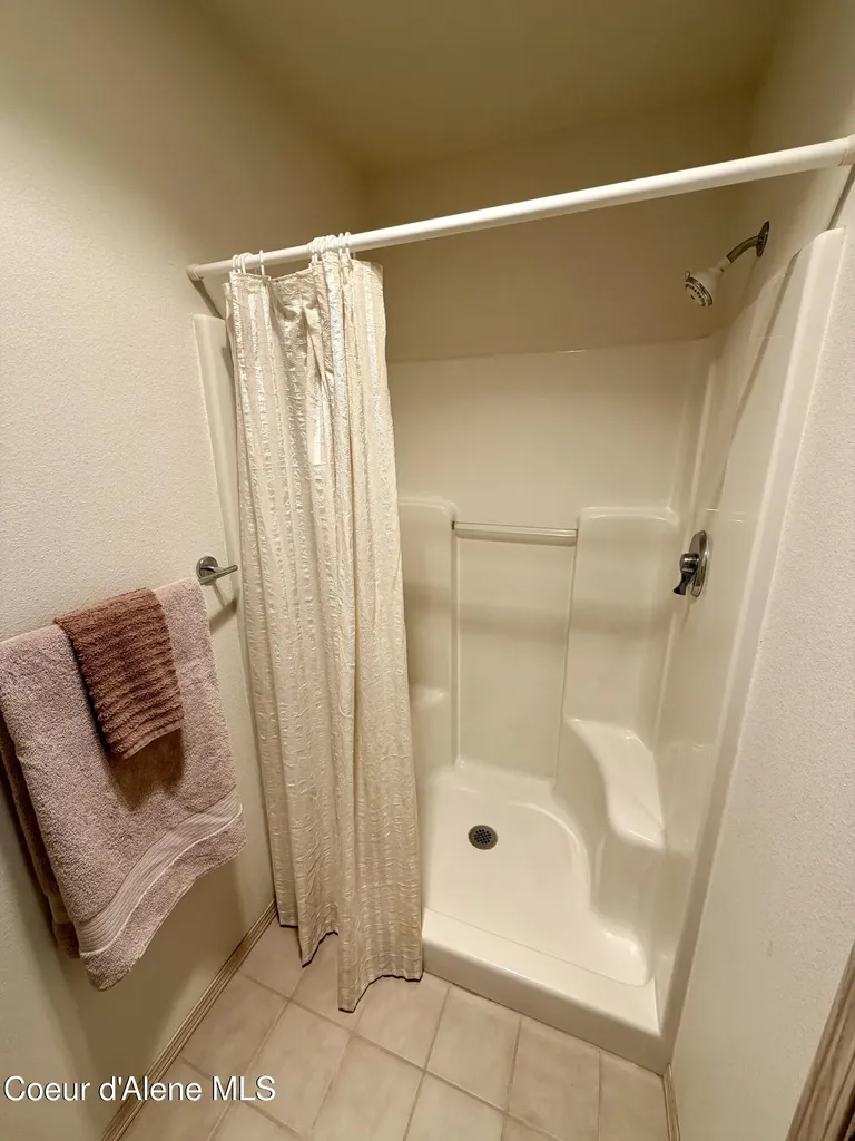 1446 W Woodlawn Drive Hayden ID 83835