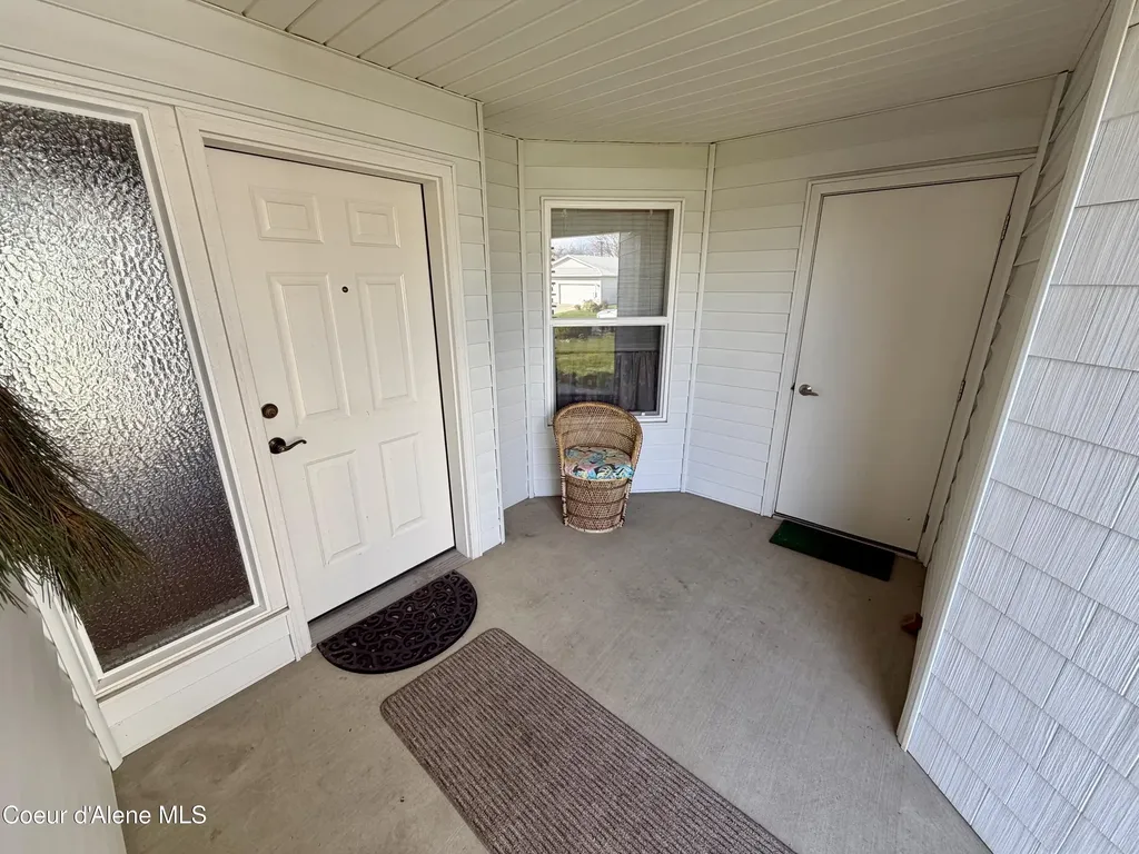 1446 W Woodlawn Drive Hayden ID 83835