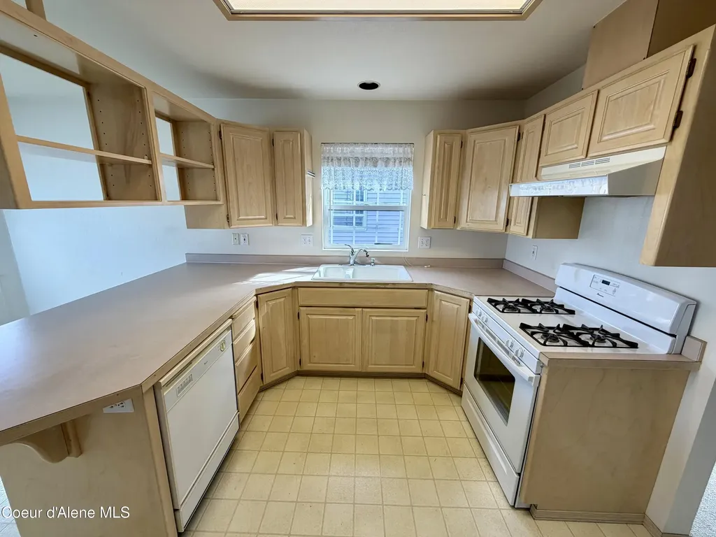 1446 W Woodlawn Drive Hayden ID 83835