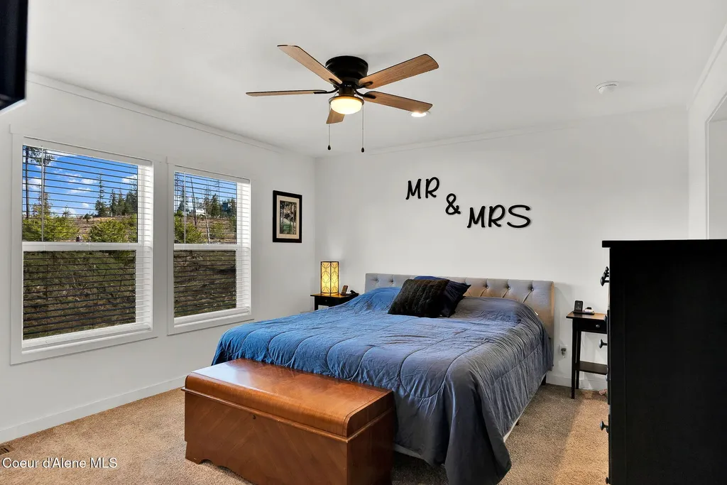 1713 Bugle Point Road St. Maries ID 83861
