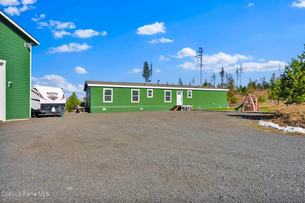 1713 Bugle Point Road St. Maries ID 83861