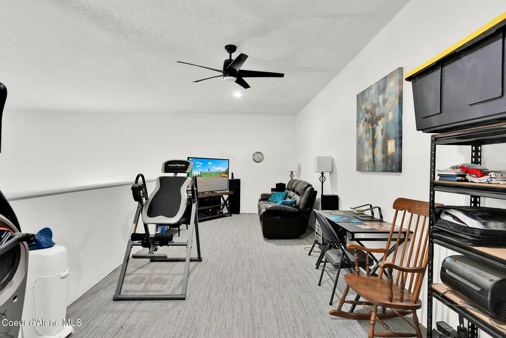 1713 Bugle Point Road St. Maries ID 83861