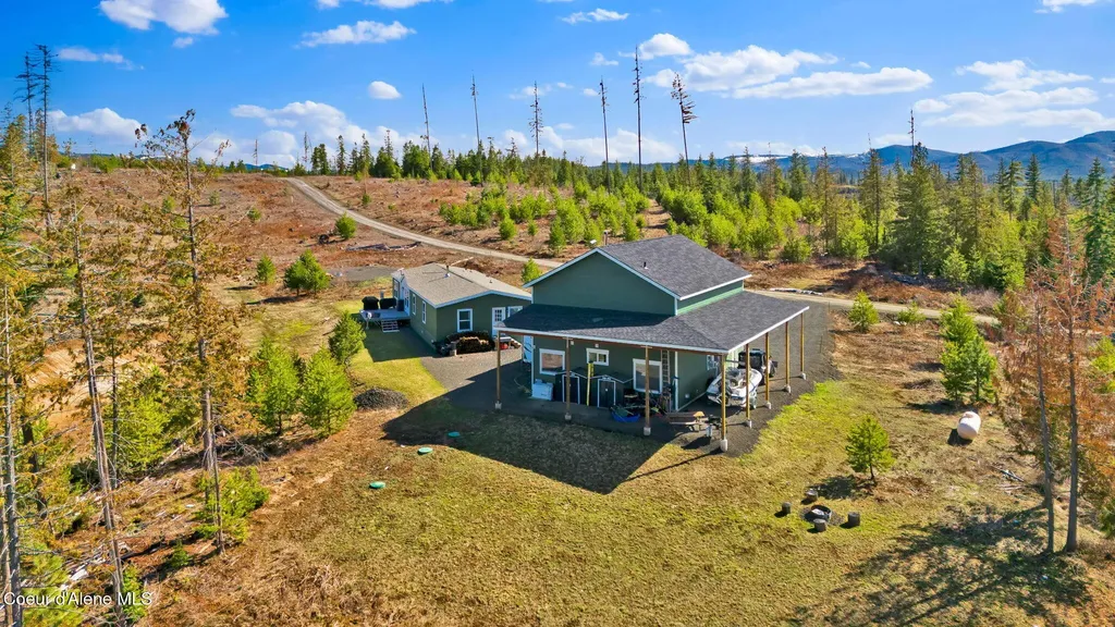 1713 Bugle Point Road St. Maries ID 83861