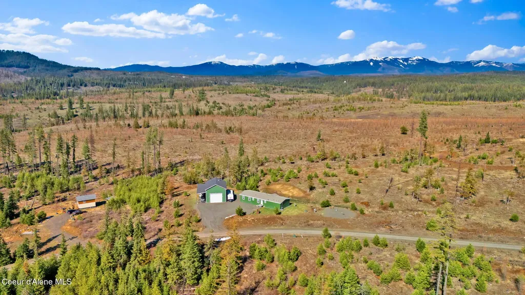 1713 Bugle Point Road St. Maries ID 83861