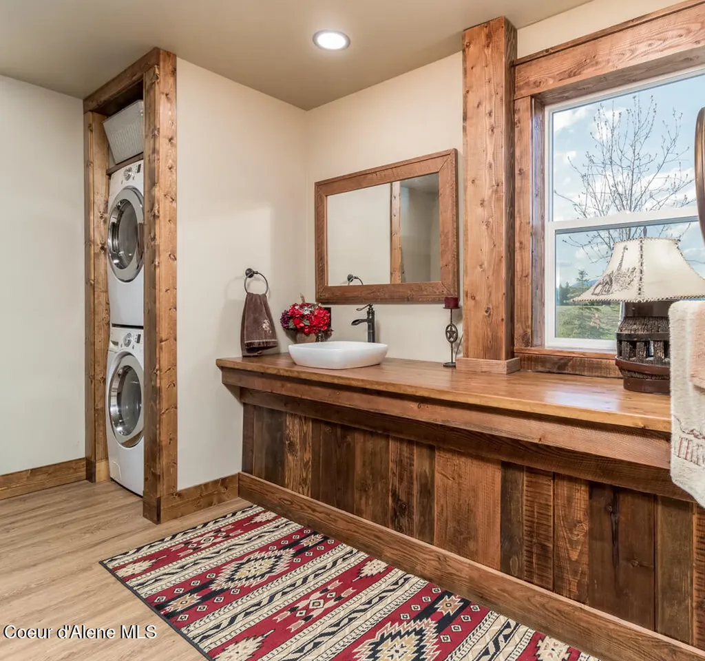 488 Fawn Lane Bonners Ferry ID 83805