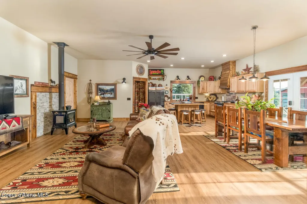 488 Fawn Lane Bonners Ferry ID 83805
