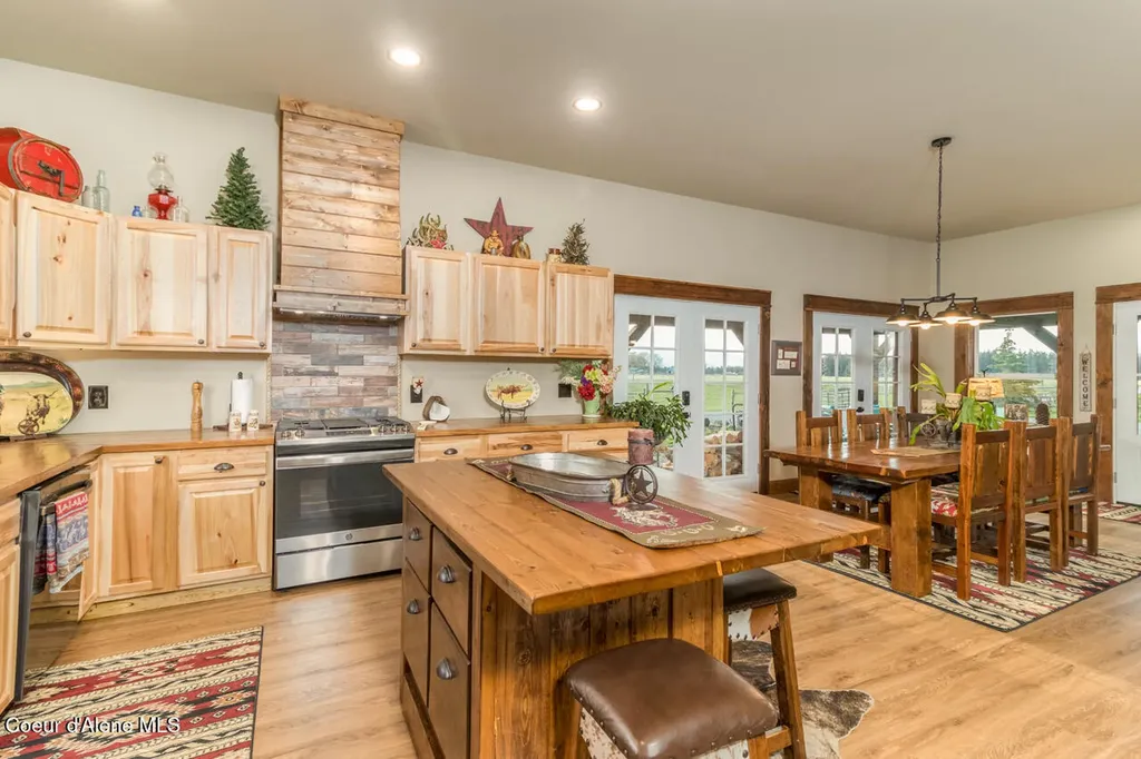 488 Fawn Lane Bonners Ferry ID 83805